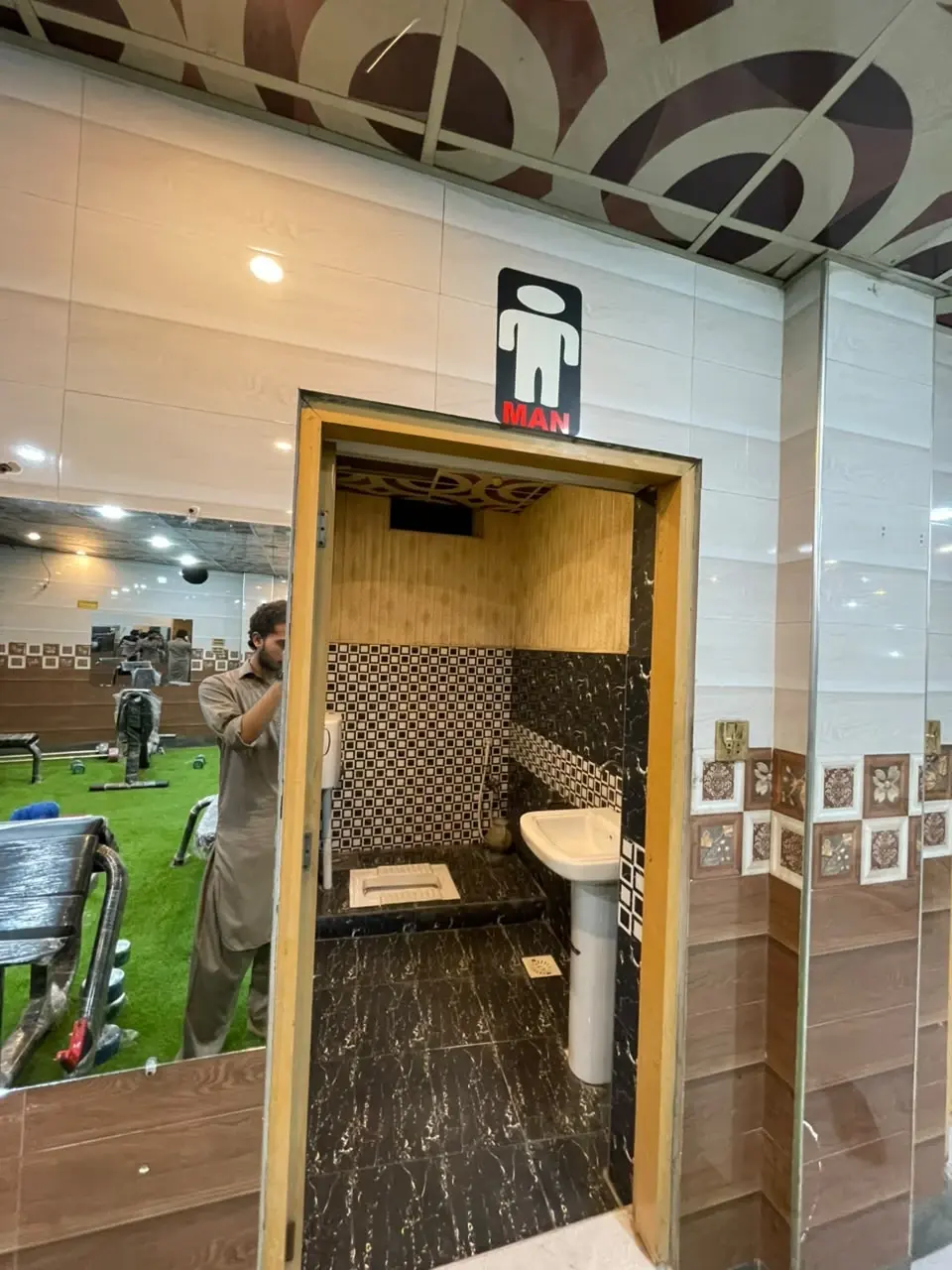 Private Washroom & Facilities